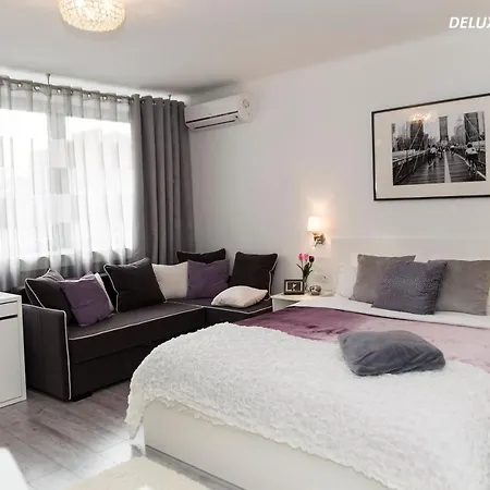 Warsawrent Centralna * Varsovia