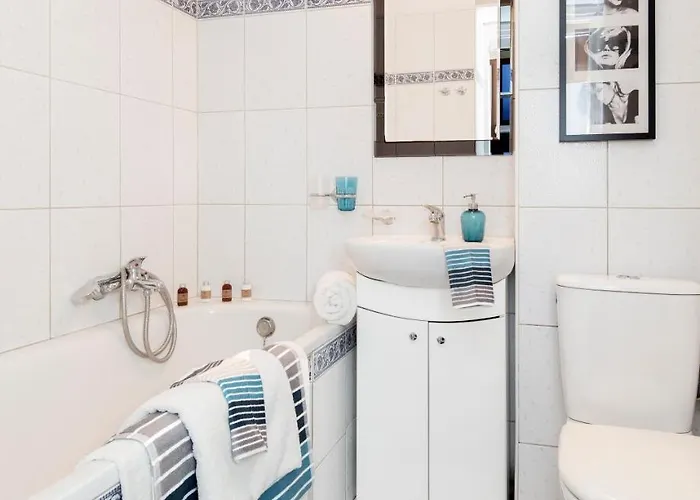 Warsawrent Centralna * Varsovie