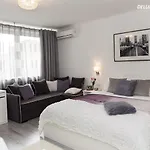 Appartement Warsawrent Centralna Warschau