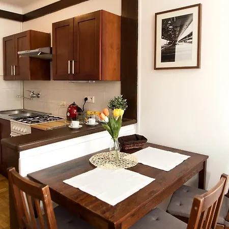 Apartmán Warsawrent Centralna *