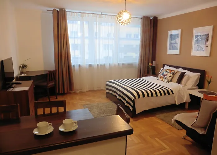 Warsawrent Centralna * Warschau